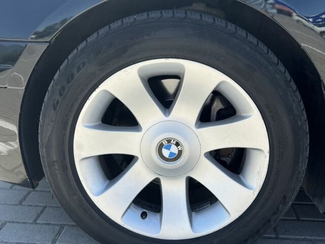 Чорний БМВ 7 Серія, об'ємом двигуна 4.4 л та пробігом 300 тис. км за 4300 $, фото 17 на Automoto.ua