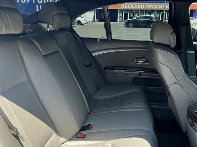 Чорний БМВ 7 Серія, об'ємом двигуна 4.4 л та пробігом 300 тис. км за 4300 $, фото 14 на Automoto.ua