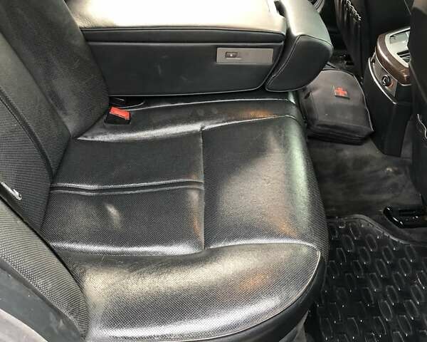 Чорний БМВ 7 Серія, об'ємом двигуна 4.4 л та пробігом 336 тис. км за 5800 $, фото 14 на Automoto.ua