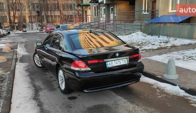 Черный БМВ 7 Серия, объемом двигателя 4.4 л и пробегом 167 тыс. км за 8699 $, фото 104 на Automoto.ua