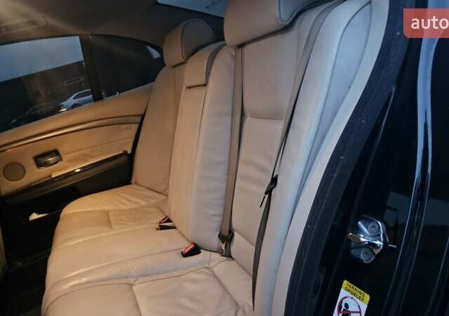 Черный БМВ 7 Серия, объемом двигателя 2.99 л и пробегом 465 тыс. км за 9300 $, фото 24 на Automoto.ua