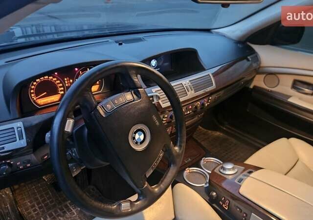 Черный БМВ 7 Серия, объемом двигателя 2.99 л и пробегом 465 тыс. км за 9300 $, фото 21 на Automoto.ua