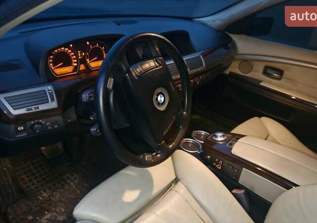 Черный БМВ 7 Серия, объемом двигателя 2.99 л и пробегом 465 тыс. км за 9300 $, фото 20 на Automoto.ua