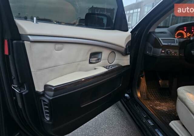 Черный БМВ 7 Серия, объемом двигателя 2.99 л и пробегом 465 тыс. км за 9300 $, фото 16 на Automoto.ua