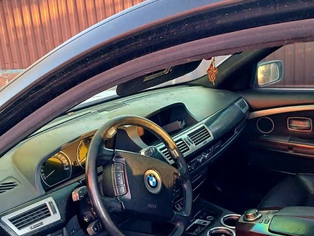 Черный БМВ 7 Серия, объемом двигателя 4.4 л и пробегом 0 тыс. км за 3000 $, фото 9 на Automoto.ua