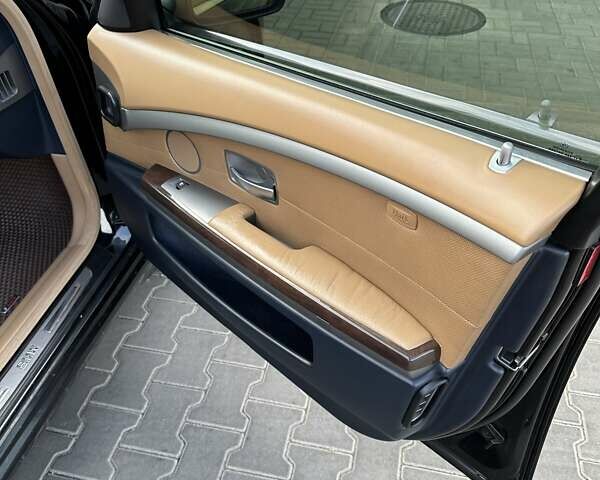 Черный БМВ 7 Серия, объемом двигателя 3.6 л и пробегом 356 тыс. км за 7750 $, фото 9 на Automoto.ua