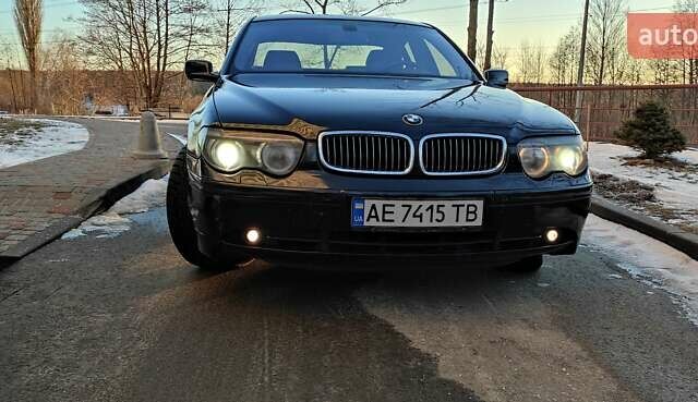 Черный БМВ 7 Серия, объемом двигателя 4.4 л и пробегом 167 тыс. км за 8699 $, фото 63 на Automoto.ua