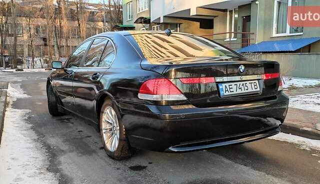 Черный БМВ 7 Серия, объемом двигателя 4.4 л и пробегом 167 тыс. км за 8699 $, фото 57 на Automoto.ua