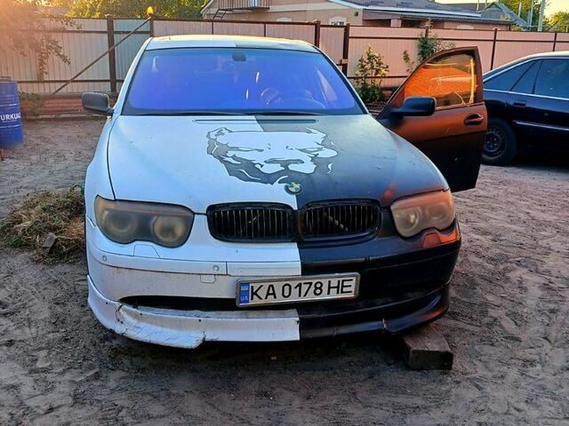 Черный БМВ 7 Серия, объемом двигателя 4.4 л и пробегом 0 тыс. км за 3000 $, фото 1 на Automoto.ua