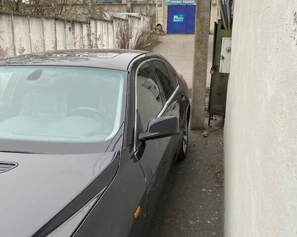 Черный БМВ 7 Серия, объемом двигателя 4.4 л и пробегом 400 тыс. км за 3600 $, фото 5 на Automoto.ua