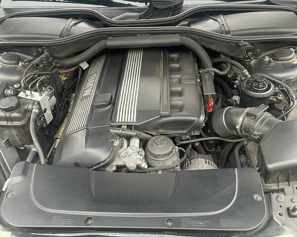 Чорний БМВ 7 Серія, об'ємом двигуна 3 л та пробігом 277 тис. км за 7500 $, фото 35 на Automoto.ua