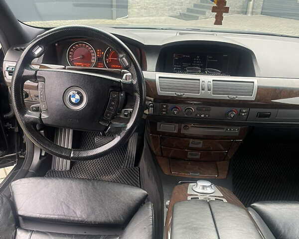 Чорний БМВ 7 Серія, об'ємом двигуна 3 л та пробігом 277 тис. км за 7500 $, фото 17 на Automoto.ua