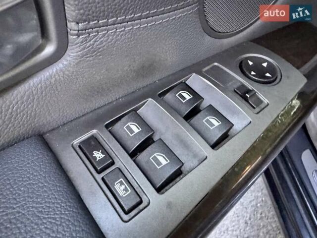 Черный БМВ 7 Серия, объемом двигателя 4.4 л и пробегом 277 тыс. км за 5600 $, фото 26 на Automoto.ua