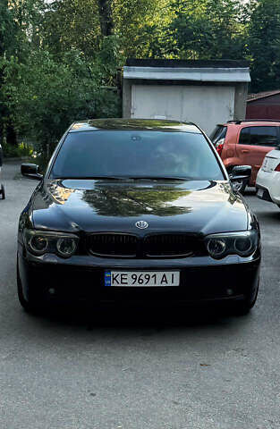 Чорний БМВ 7 Серія, об'ємом двигуна 4.4 л та пробігом 120 тис. км за 6000 $, фото 3 на Automoto.ua