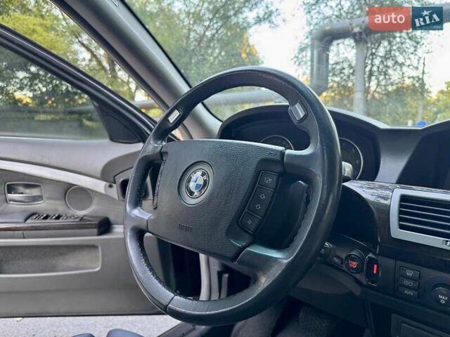 Черный БМВ 7 Серия, объемом двигателя 4.4 л и пробегом 277 тыс. км за 5600 $, фото 51 на Automoto.ua