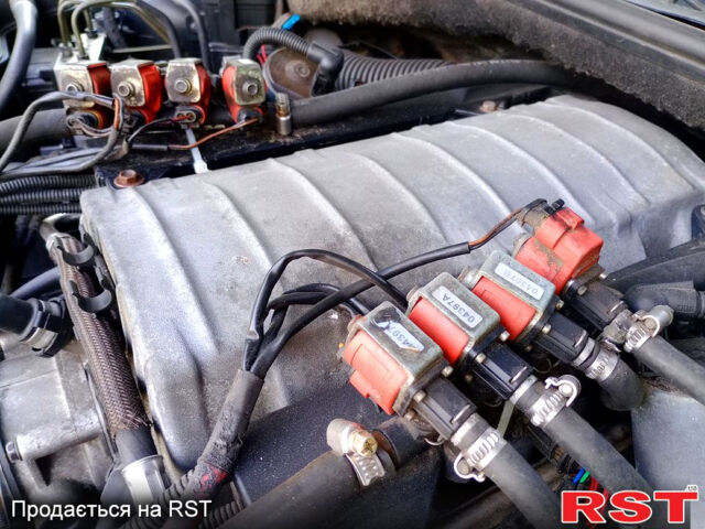 Черный БМВ 7 Серия, объемом двигателя 4.4 л и пробегом 380 тыс. км за 7600 $, фото 13 на Automoto.ua