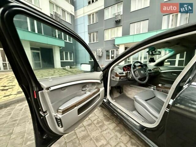 Черный БМВ 7 Серия, объемом двигателя 4.4 л и пробегом 277 тыс. км за 5600 $, фото 22 на Automoto.ua