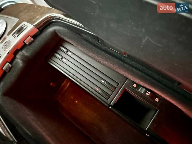 Черный БМВ 7 Серия, объемом двигателя 4.4 л и пробегом 277 тыс. км за 5600 $, фото 54 на Automoto.ua