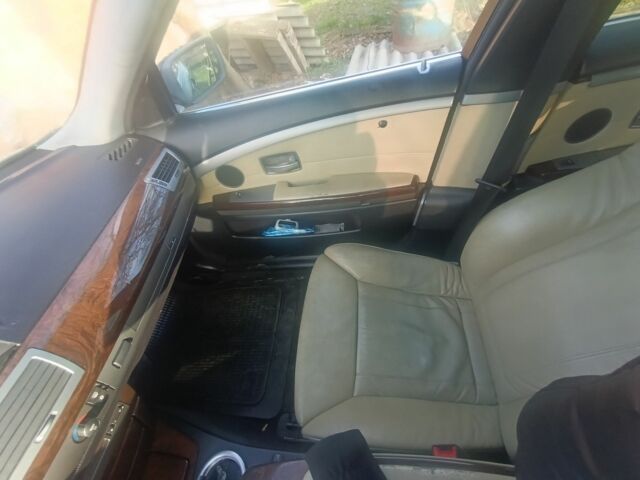 Чорний БМВ 7 Серія, об'ємом двигуна 4 л та пробігом 388 тис. км за 2000 $, фото 17 на Automoto.ua