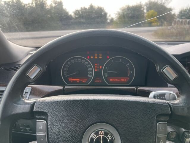 Черный БМВ 7 Серия, объемом двигателя 0 л и пробегом 385 тыс. км за 2699 $, фото 4 на Automoto.ua