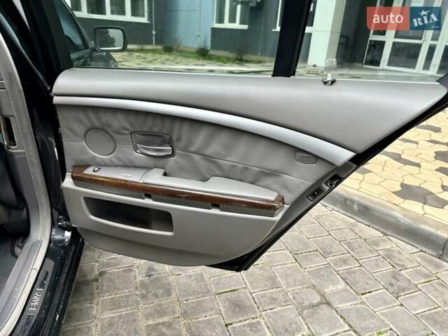 Черный БМВ 7 Серия, объемом двигателя 4.4 л и пробегом 277 тыс. км за 5600 $, фото 56 на Automoto.ua