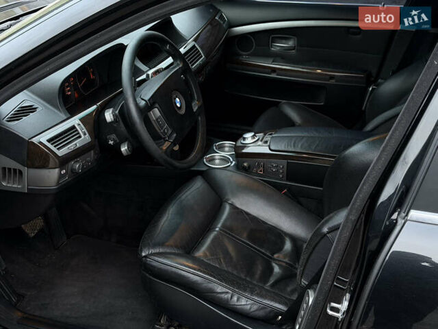 Чорний БМВ 7 Серія, об'ємом двигуна 4.5 л та пробігом 262 тис. км за 3999 $, фото 20 на Automoto.ua