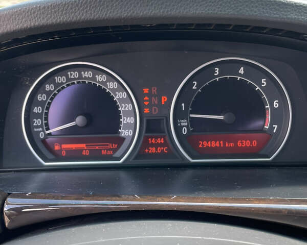 Чорний БМВ 7 Серія, об'ємом двигуна 2.98 л та пробігом 295 тис. км за 7000 $, фото 14 на Automoto.ua