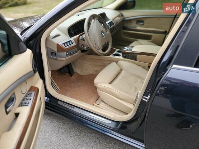 Черный БМВ 7 Серия, объемом двигателя 3.6 л и пробегом 243 тыс. км за 7900 $, фото 16 на Automoto.ua