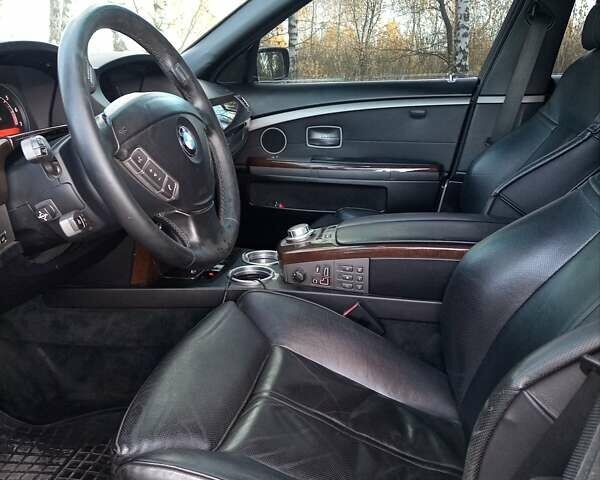 Черный БМВ 7 Серия, объемом двигателя 4.4 л и пробегом 282 тыс. км за 8000 $, фото 11 на Automoto.ua