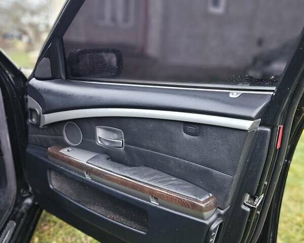 Черный БМВ 7 Серия, объемом двигателя 3.6 л и пробегом 300 тыс. км за 2700 $, фото 14 на Automoto.ua