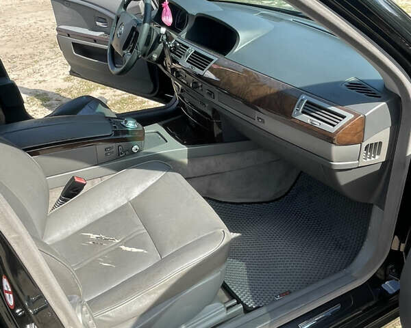 Чорний БМВ 7 Серія, об'ємом двигуна 2.98 л та пробігом 295 тис. км за 7000 $, фото 5 на Automoto.ua