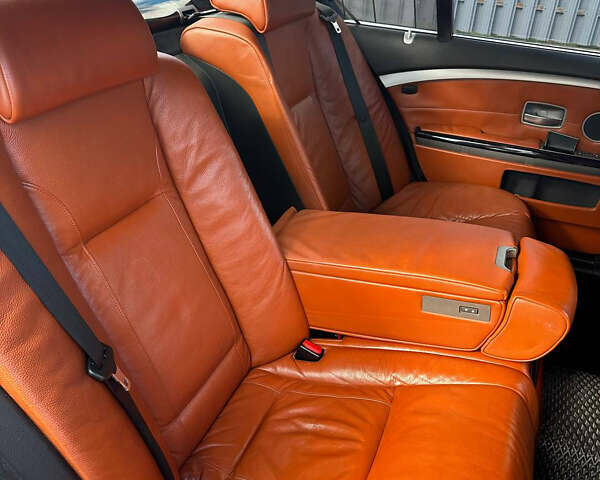 Черный БМВ 7 Серия, объемом двигателя 4 л и пробегом 403 тыс. км за 8500 $, фото 15 на Automoto.ua