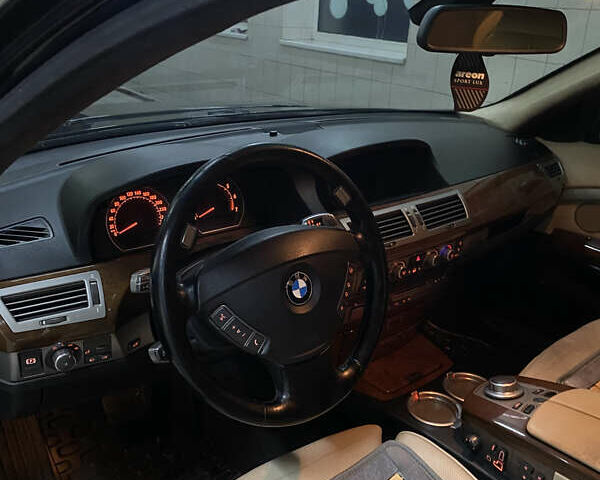 Чорний БМВ 7 Серія, об'ємом двигуна 3.98 л та пробігом 272 тис. км за 6750 $, фото 37 на Automoto.ua