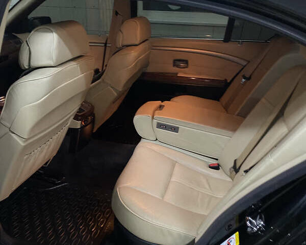 Чорний БМВ 7 Серія, об'ємом двигуна 3.98 л та пробігом 272 тис. км за 6750 $, фото 13 на Automoto.ua