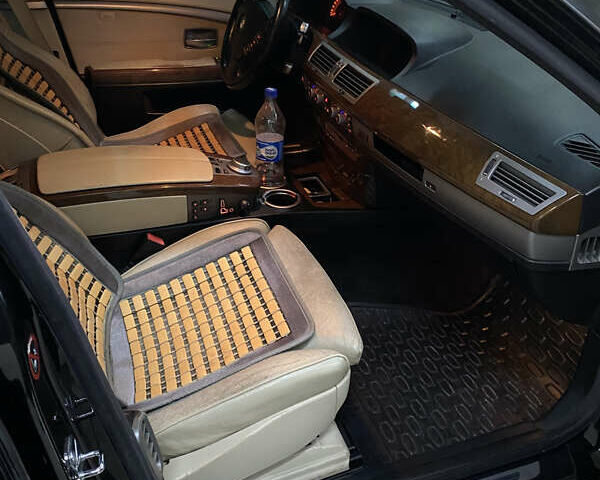 Чорний БМВ 7 Серія, об'ємом двигуна 3.98 л та пробігом 272 тис. км за 6750 $, фото 31 на Automoto.ua