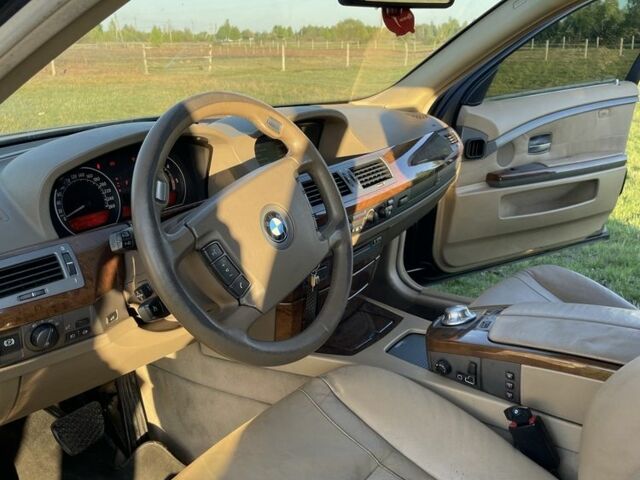 Черный БМВ 7 Серия, объемом двигателя 3 л и пробегом 250 тыс. км за 4200 $, фото 3 на Automoto.ua