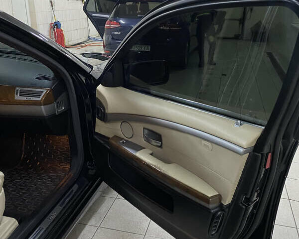 Чорний БМВ 7 Серія, об'ємом двигуна 3.98 л та пробігом 272 тис. км за 6750 $, фото 44 на Automoto.ua