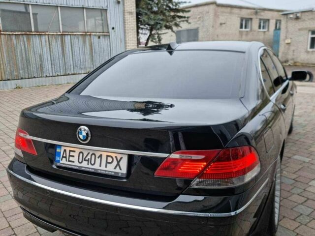 Чорний БМВ 7 Серія, об'ємом двигуна 3 л та пробігом 260 тис. км за 10900 $, фото 6 на Automoto.ua