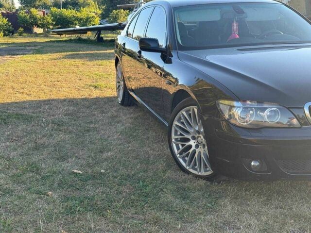 Чорний БМВ 7 Серія, об'ємом двигуна 4 л та пробігом 210 тис. км за 7700 $, фото 2 на Automoto.ua