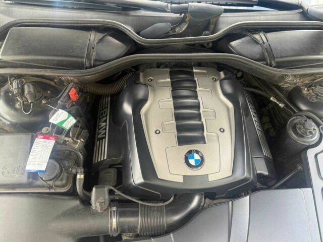 Чорний БМВ 7 Серія, об'ємом двигуна 4 л та пробігом 210 тис. км за 7700 $, фото 15 на Automoto.ua