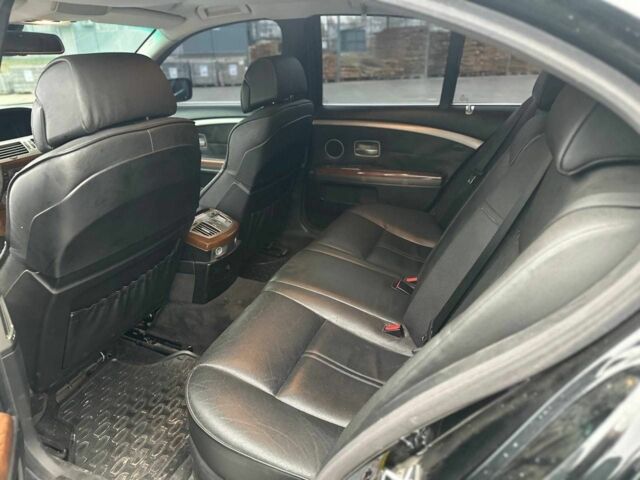 Черный БМВ 7 Серия, объемом двигателя 3 л и пробегом 308 тыс. км за 6499 $, фото 9 на Automoto.ua