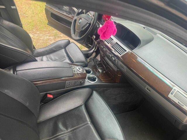 Чорний БМВ 7 Серія, об'ємом двигуна 4 л та пробігом 210 тис. км за 7700 $, фото 10 на Automoto.ua