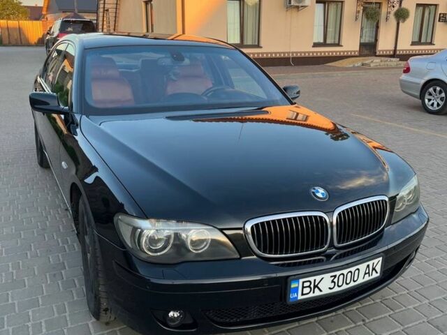 Черный БМВ 7 Серия, объемом двигателя 4.8 л и пробегом 310 тыс. км за 11550 $, фото 4 на Automoto.ua