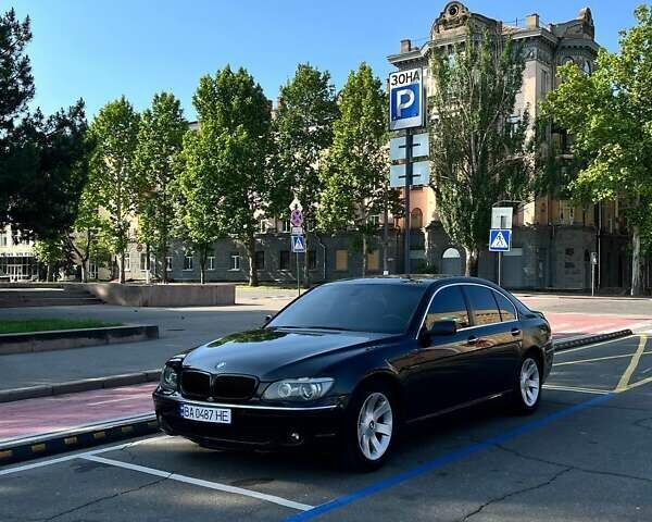 Черный БМВ 7 Серия, объемом двигателя 3 л и пробегом 360 тыс. км за 10500 $, фото 4 на Automoto.ua