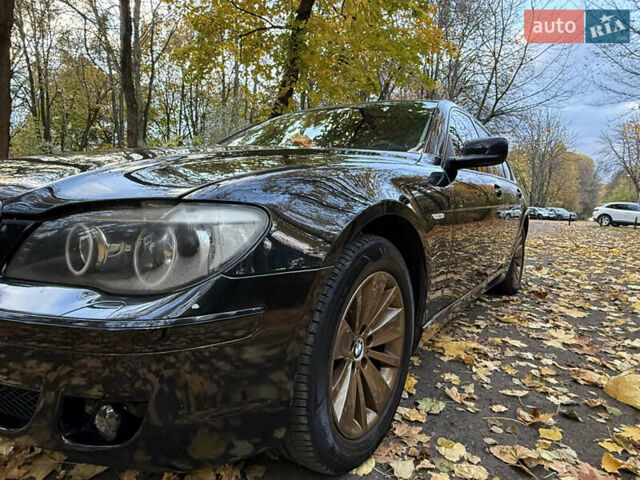 Черный БМВ 7 Серия, объемом двигателя 4.8 л и пробегом 270 тыс. км за 7350 $, фото 11 на Automoto.ua