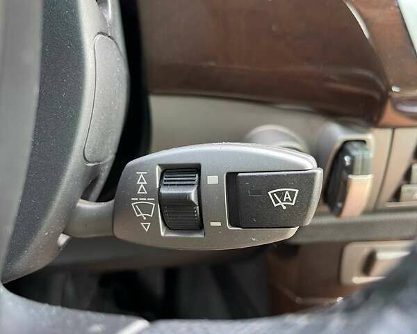 Черный БМВ 7 Серия, объемом двигателя 4.5 л и пробегом 215 тыс. км за 16000 $, фото 34 на Automoto.ua