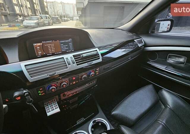 Чорний БМВ 7 Серія, об'ємом двигуна 4.8 л та пробігом 207 тис. км за 9999 $, фото 41 на Automoto.ua