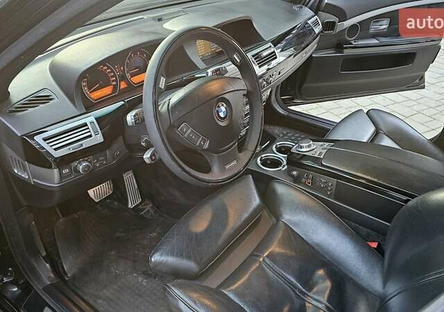 Чорний БМВ 7 Серія, об'ємом двигуна 4.8 л та пробігом 207 тис. км за 9999 $, фото 5 на Automoto.ua
