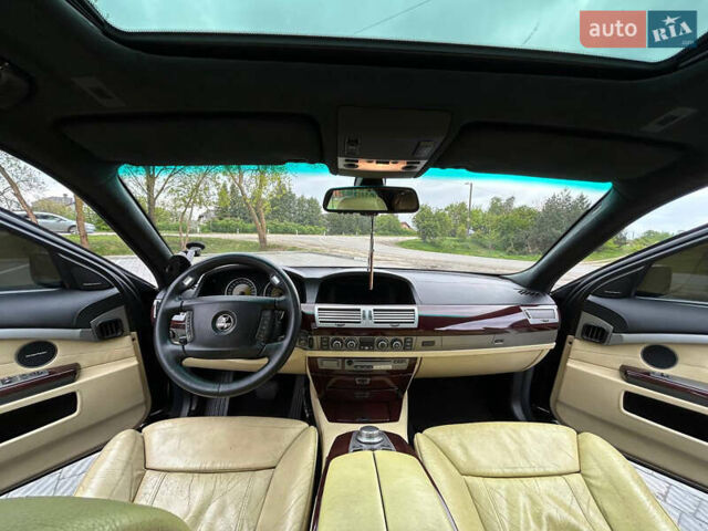 Черный БМВ 7 Серия, объемом двигателя 4.5 л и пробегом 282 тыс. км за 8499 $, фото 12 на Automoto.ua