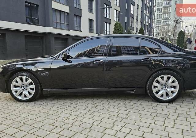 Чорний БМВ 7 Серія, об'ємом двигуна 4.8 л та пробігом 207 тис. км за 9999 $, фото 1 на Automoto.ua